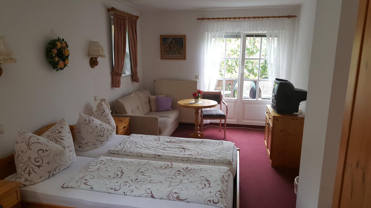 Jaegerheim Loebsal Hotel Lobsal Eksteriør billede