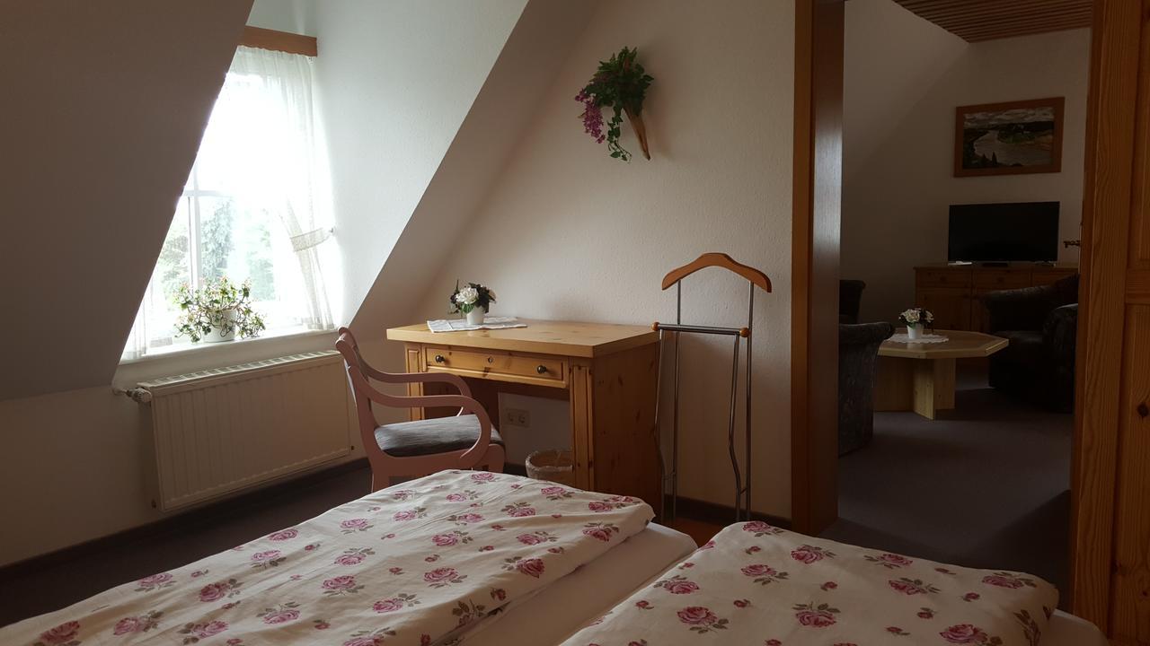 Jaegerheim Loebsal Hotel Lobsal Eksteriør billede